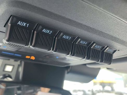 New 2026 Ford Bronco Heritage Edition AWD/4WD image 19