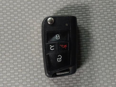 Used 2020 Volkswagen Jetta S image 32