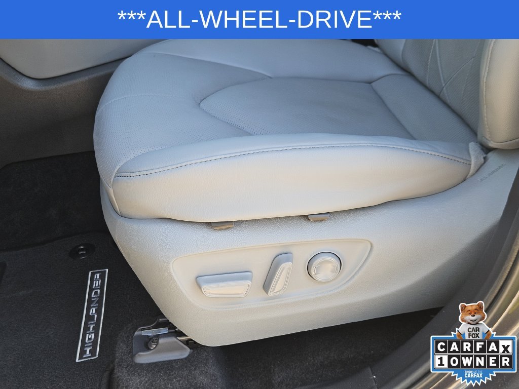 Used 2024 Toyota Highlander Platinum AWD/4WD image 24
