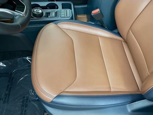 Used 2024 Ford Maverick Lariat image 20