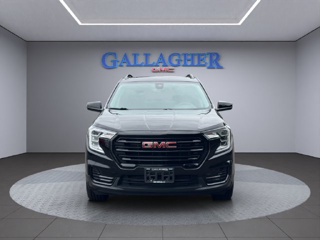 Used 2023 GMC Terrain SLE w/ Driver Convenience Package AWD/4WD image 12