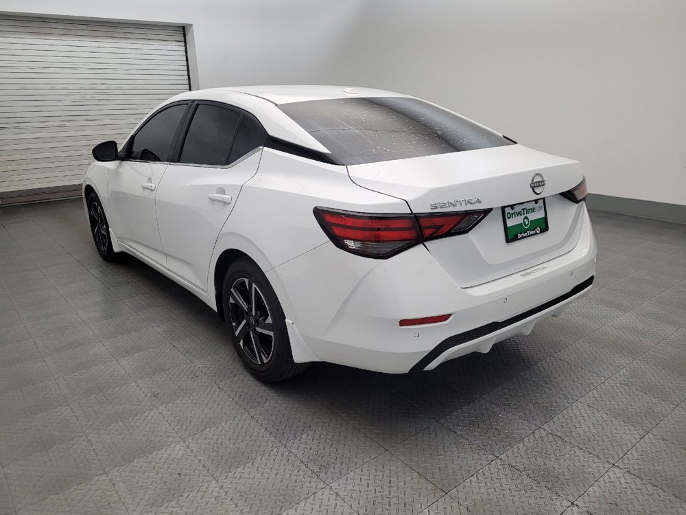 Used 2025 Nissan Sentra SV FWD image 5