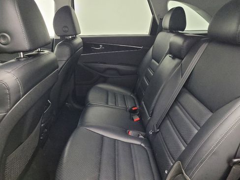 Used 2020 Kia Sorento EX AWD/4WD image 18