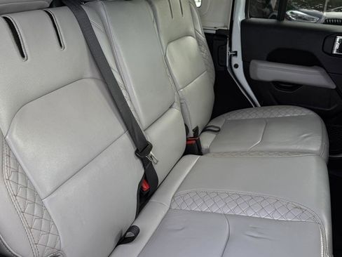 Used 2021 Jeep Wrangler Unlimited Sahara AWD/4WD image 40