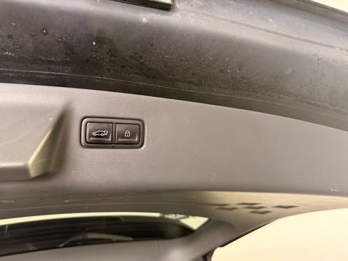 Used 2024 Hyundai Santa Fe Limited AWD/4WD image 18