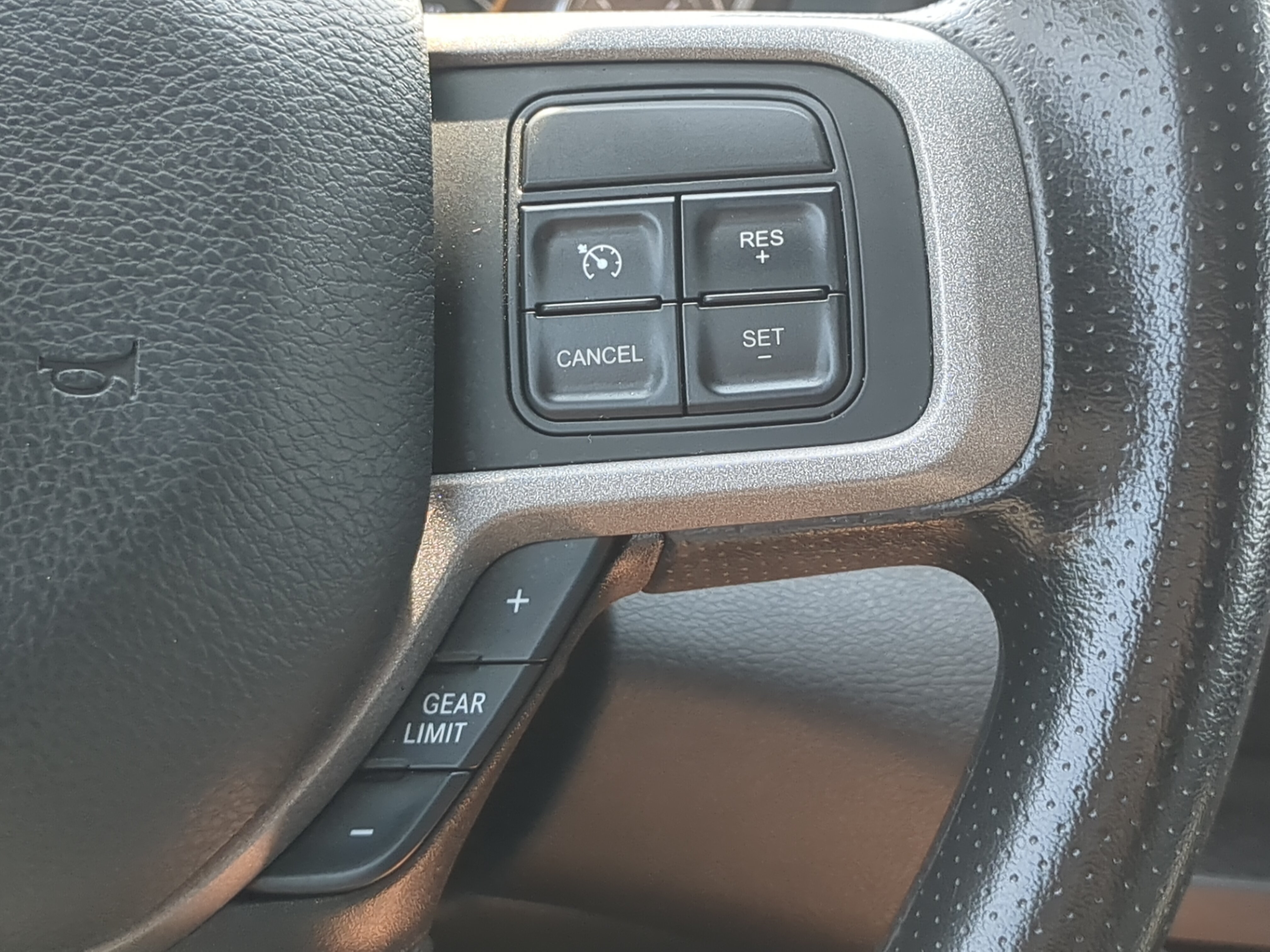 Used 2022 RAM 5500 Tradesman w/ Chrome Appearance Group RWD image 22