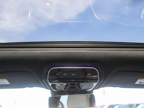 Used 2024 Mercedes-Benz C 300 C 300 image 17