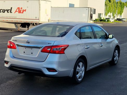 Used 2017 Nissan Sentra SV FWD image 4