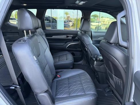 Used 2024 Kia Telluride SX X-Pro AWD/4WD image 23