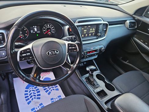 Used 2020 Kia Sorento LX w/ LX I4 Convenience Package AWD/4WD image 12