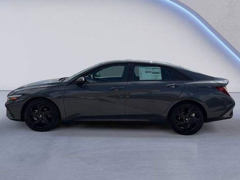 New 2026 Hyundai Elantra Sport FWD image 4