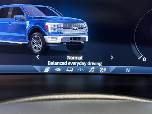 Used 2024 Ford F150 Lariat AWD/4WD image 21