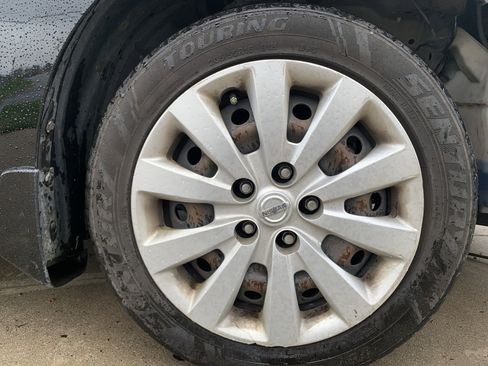 Used 2017 Nissan Sentra SV image 10