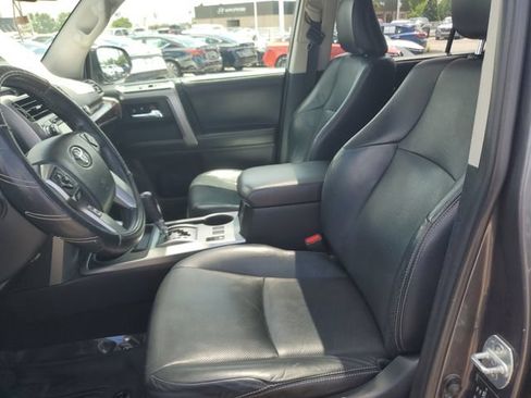 Used 2017 Toyota 4Runner Limited AWD/4WD image 17