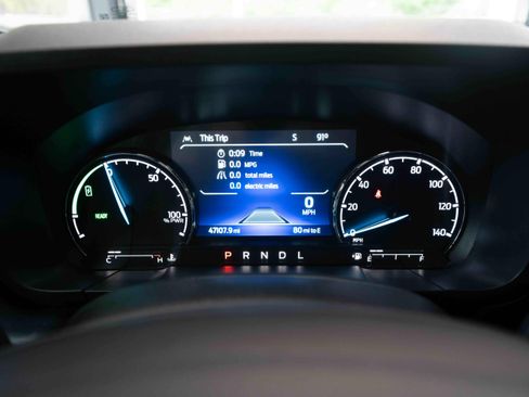 Used 2024 Ford Maverick Lariat w/ Black Appearance Package FWD image 16