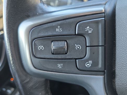 Used 2022 Chevrolet Tahoe Z71 w/ Luxury Package image 19