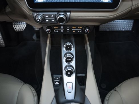 Used 2023 Ferrari Portofino M RWD image 49