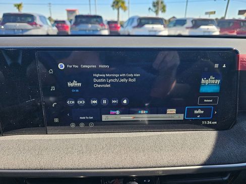 New 2026 Nissan Kicks SV image 17