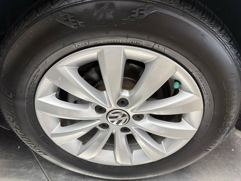 Used 2015 Volkswagen Passat 1.8T Wolfsburg Edition FWD image 27