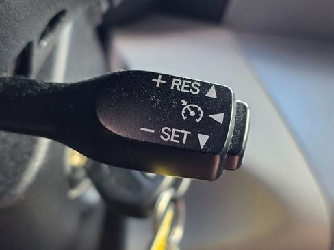 Used 2006 Toyota RAV4 2WD image 46