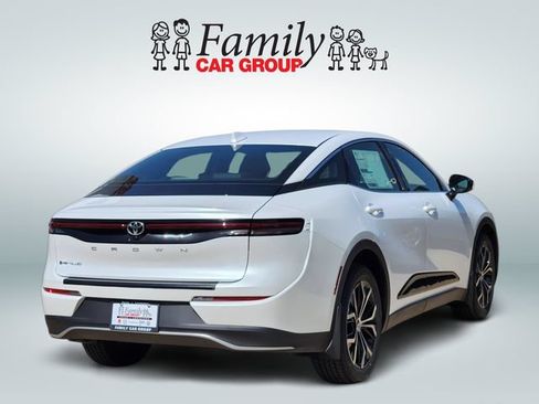 New 2026 Toyota Crown AWD/4WD image 3