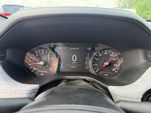 Used 2023 Jeep Compass Latitude AWD/4WD image 9
