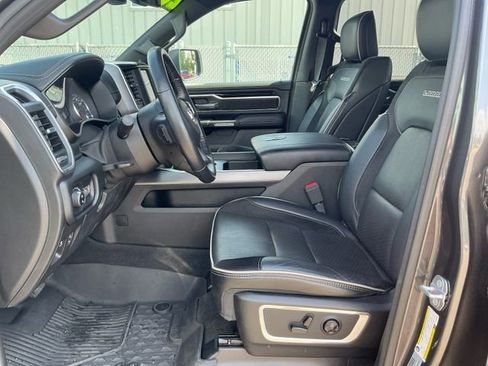 Used 2020 RAM 1500 Laramie w/ Sport Appearance Package AWD/4WD image 9