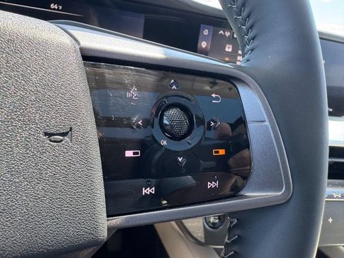 Used 2025 Nissan Murano SL AWD/4WD image 18