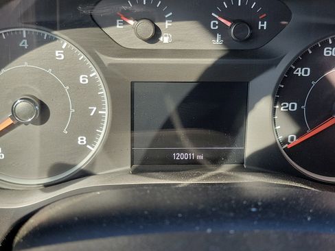 Used 2017 GMC Acadia SLE w/ Driver Alert Package I image 7