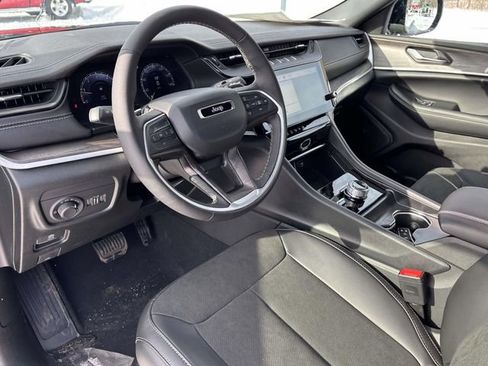 New 2026 Jeep Grand Cherokee Altitude AWD/4WD image 15