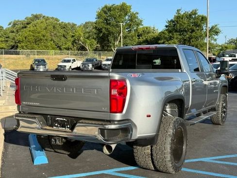 Used 2024 Chevrolet Silverado 3500 LT w/ Safety Package AWD/4WD image 3
