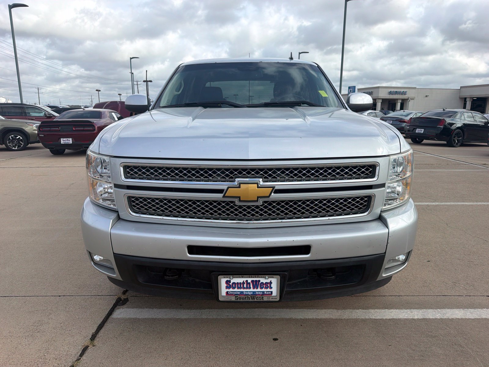 Used 2013 Chevrolet Silverado 1500 LTZ w/ LTZ Plus Package AWD/4WD image 2