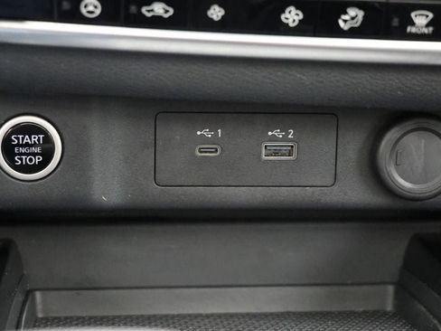 Used 2023 Nissan Rogue SV w/ SV Premium B Package image 25