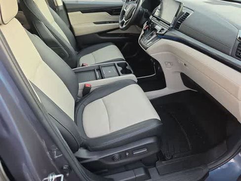 Used 2025 Honda Odyssey Elite image 27