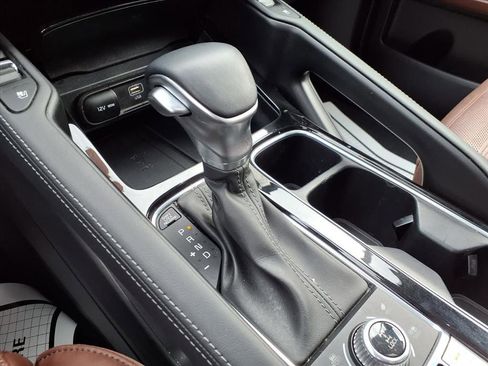 Used 2023 Kia Telluride SX Prestige image 8