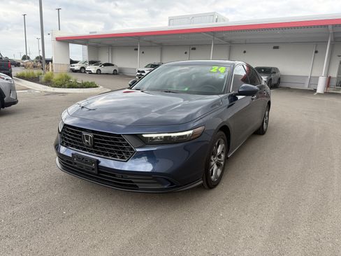 Used 2024 Honda Accord EX image 23