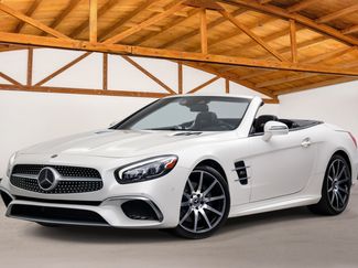 Used 2020 Mercedes-Benz SL 450 video 1