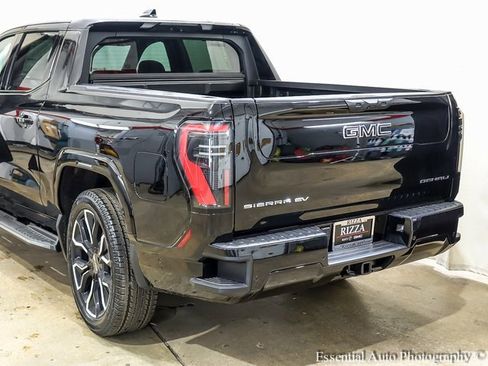 New 2025 GMC Sierra EV Denali image 6