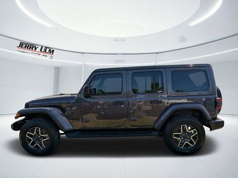 New 2026 Jeep Wrangler Unlimited Sahara AWD/4WD image 6