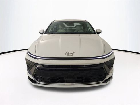 Certified 2024 Hyundai Sonata SEL image 3