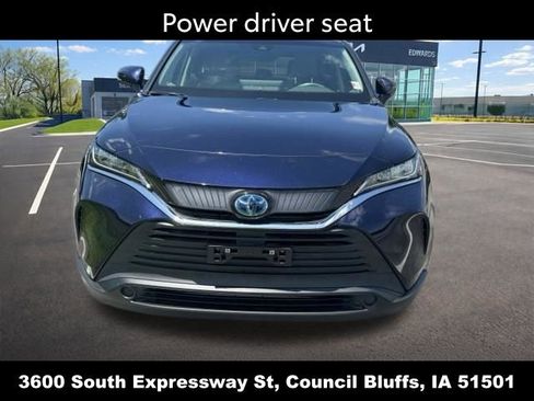Used 2021 Toyota Venza LE AWD/4WD image 13