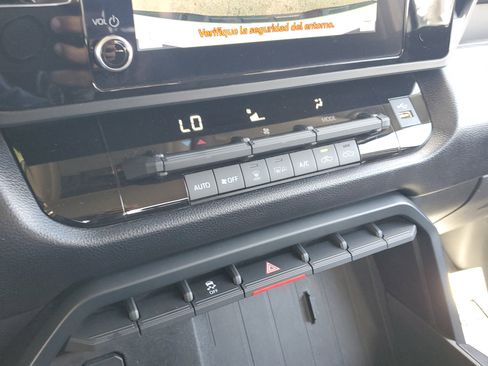 Used 2024 Toyota Tundra SR image 22