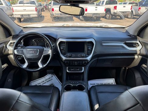 Used 2020 GMC Acadia SLT FWD image 22