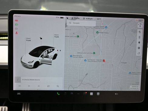 Used 2021 Tesla Model 3 Performance image 23