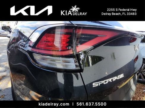 Used 2023 Kia Sportage LX FWD image 6