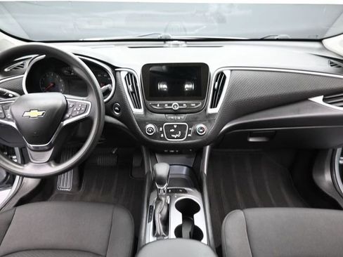 Used 2024 Chevrolet Malibu LS image 10