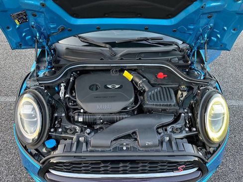 Used 2019 MINI Cooper S w/ Premium Package image 40