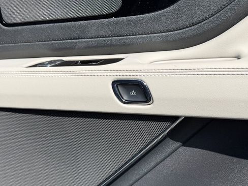 New 2026 Lincoln Aviator AWD w/ Jet Appearance Package image 11