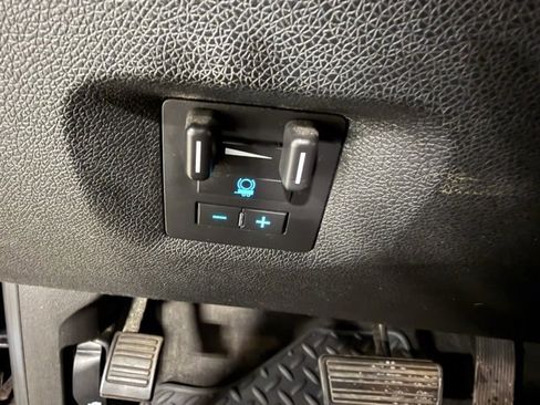 Used 2010 GMC Sierra 2500 SLE image 15