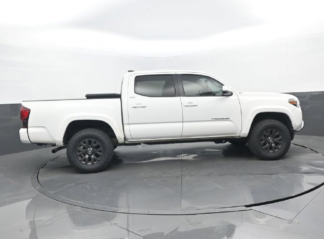 Used 2023 Toyota Tacoma SR5 w/ Technology Package AWD/4WD image 2